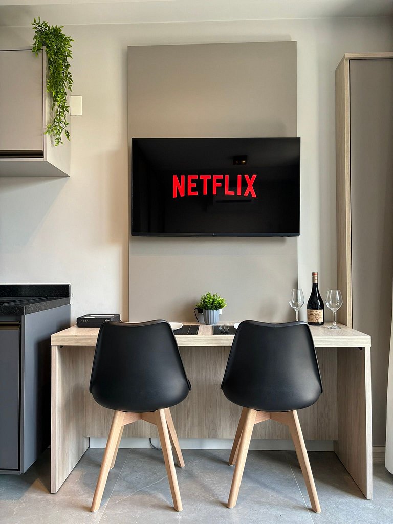 Autêntico Studio Vila Madalena com AC | Delfhy