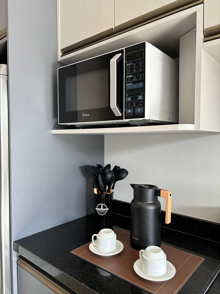 Autêntico Studio Vila Madalena com AC | Delfhy