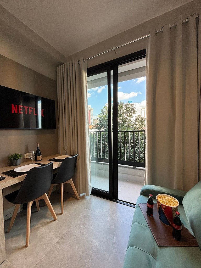 Belo Studio Vila Madalena com AC | Delfhy