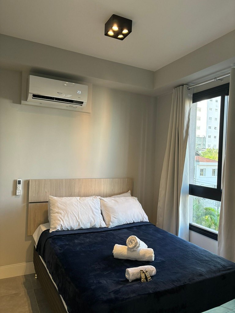 Elegante Studio Vila Madalena com AC | Delfhy