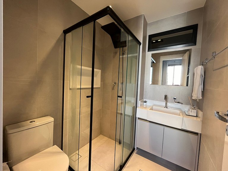 Lindo Studio na Vila Madalena com AC | Delfhy