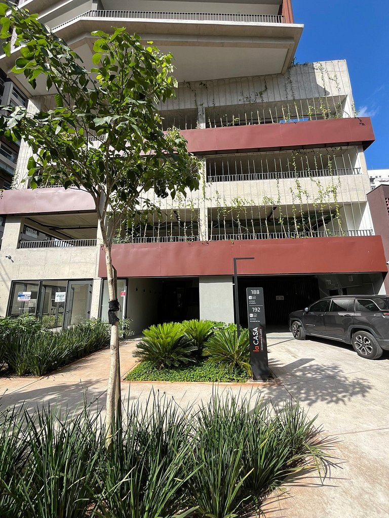 Studios Brooklin com Ar condicionado | Delfhy